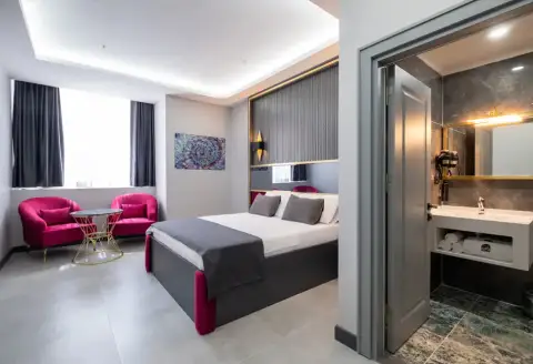 216 Prestige Hotel